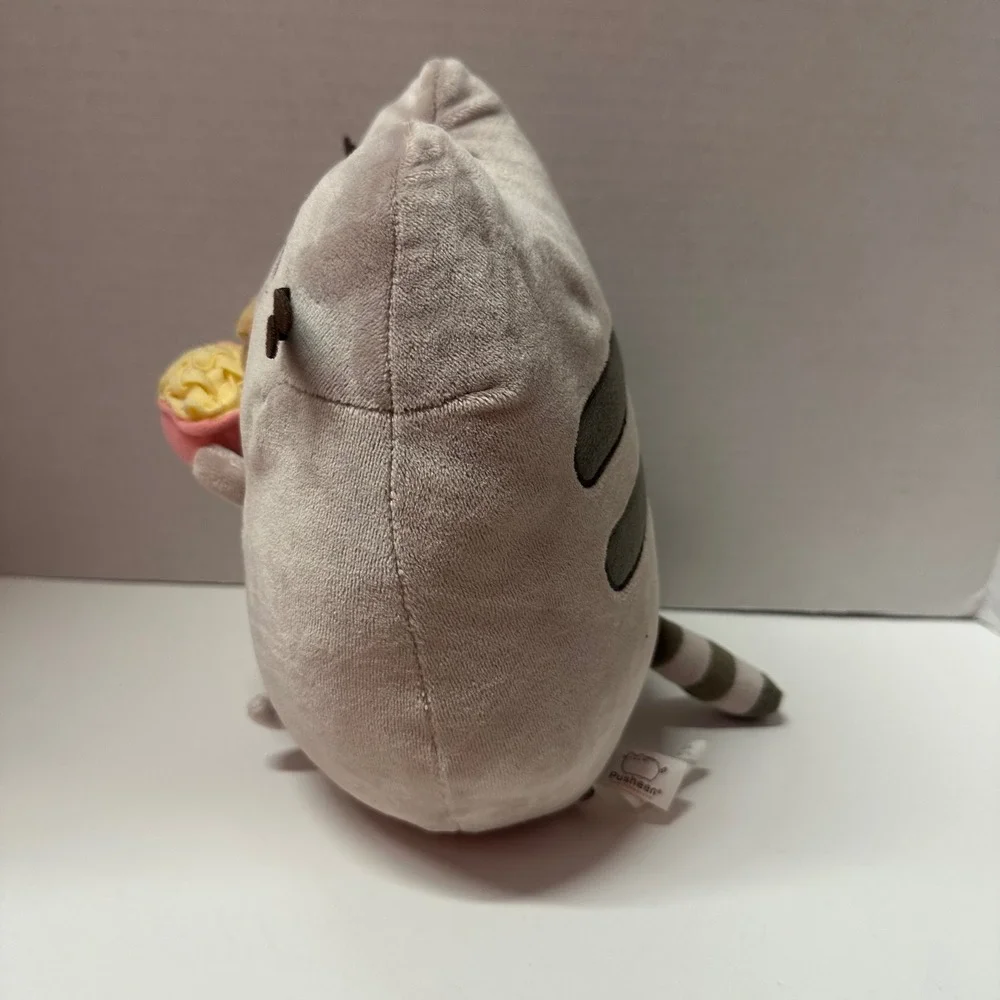 Pusheen Eating Noodles Plush Gray Stuffed Cat 2017 GUND 10